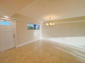 411 S Hollybrook Dr 305, Pembroke Pines FL 33025