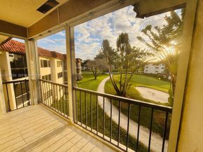 411 S Hollybrook Dr 305, Pembroke Pines FL 33025