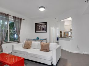 747 Michigan Ave 201, Miami Beach FL 33139