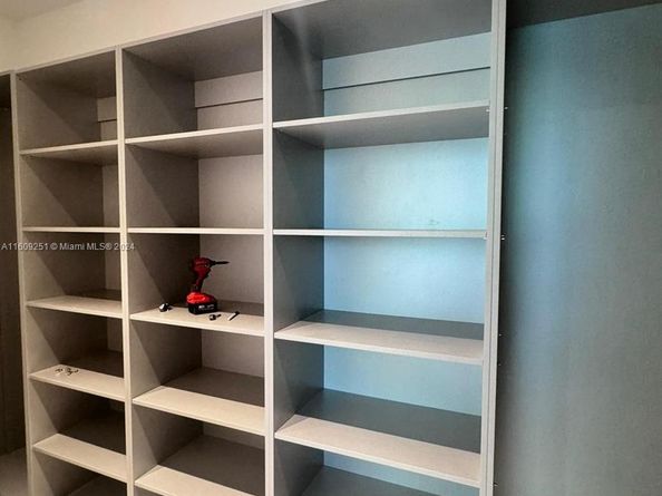 6675 SW 96th St, Pinecrest FL 33156