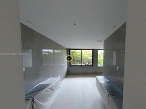 6675 SW 96th St, Pinecrest FL 33156