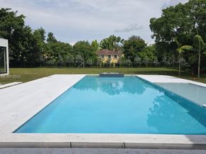 6675 SW 96th St, Pinecrest FL 33156