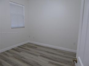 1037 NE 42nd Pl, Homestead FL 33033