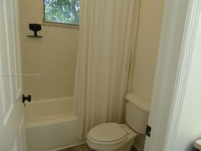 1037 NE 42nd Pl, Homestead FL 33033