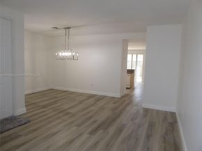 1037 NE 42nd Pl, Homestead FL 33033