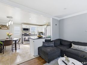1 Phillips Street APT 4, Norwalk CT 06850