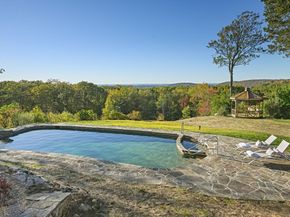 71 Peaceable Ridge Road, Ridgefield CT 06877