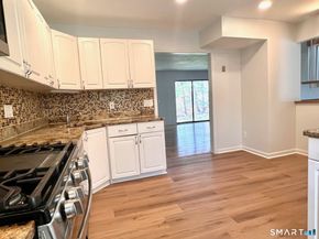320 Strawberry Hill Avenue 16, Stamford CT 06902