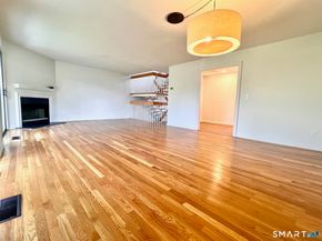 320 Strawberry Hill Avenue 16, Stamford CT 06902