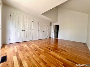 320 Strawberry Hill Avenue 16, Stamford CT 06902