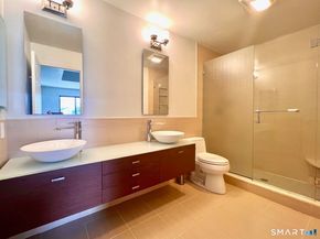 320 Strawberry Hill Avenue 16, Stamford CT 06902
