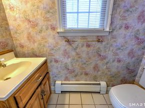 28 Grandview Drive, Trumbull CT 06611
