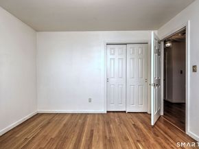 28 Grandview Drive, Trumbull CT 06611