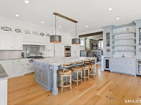 550 Penfield Road, Fairfield CT 06824