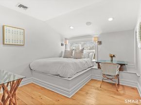550 Penfield Road, Fairfield CT 06824