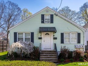 Undisclosed Address #24168579, New Canaan CT 06840