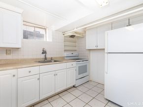 Undisclosed Address #24168579, New Canaan CT 06840