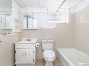 Undisclosed Address #24168579, New Canaan CT 06840