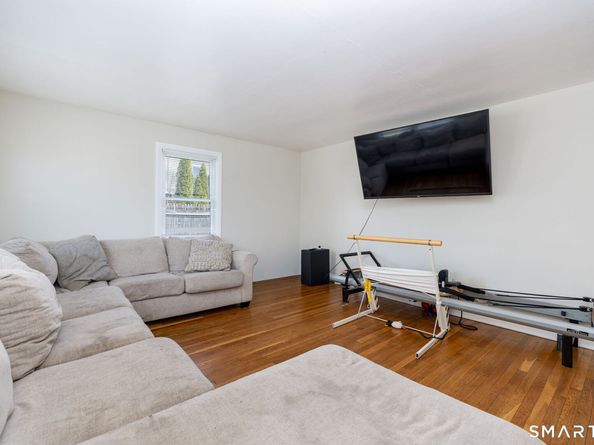 Undisclosed Address #24168579, New Canaan CT 06840