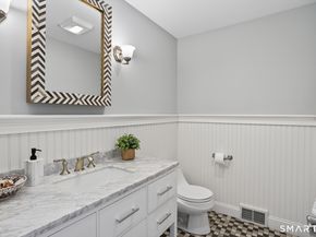 112 Calico Lane, Fairfield CT 06824