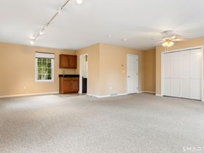 21 Laurel Lake E, Weston CT 06883