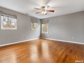 21 Laurel Lake E, Weston CT 06883