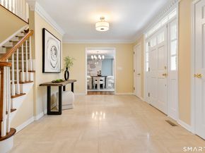 21 Laurel Lake E, Weston CT 06883