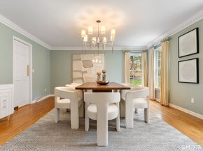 21 Laurel Lake E, Weston CT 06883