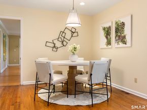 21 Laurel Lake E, Weston CT 06883