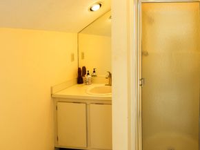 19 Woodway Road 16, Stamford CT 06907