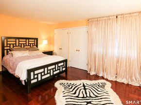 19 Woodway Road 16, Stamford CT 06907