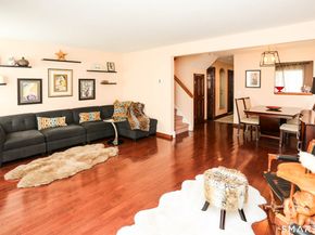 19 Woodway Road 16, Stamford CT 06907