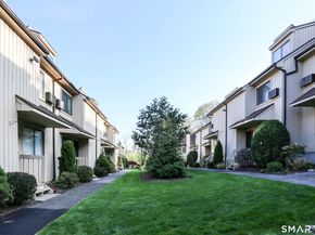 19 Woodway Road 16, Stamford CT 06907