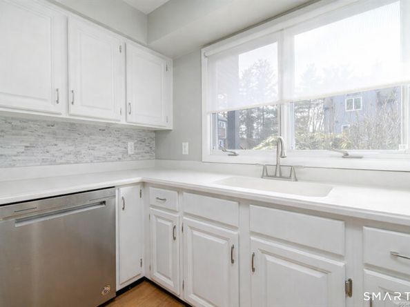 81 Wolfpit Avenue APT B3, Norwalk CT 06851