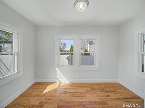 306 Saunders Avenue, Bridgeport CT 06606