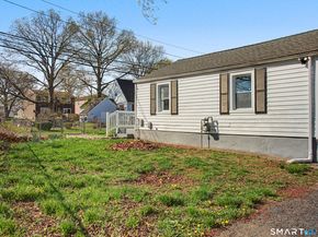 306 Saunders Avenue, Bridgeport CT 06606