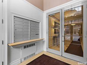 50 Stone Ridge Way 2A, Fairfield CT 06824