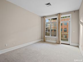 50 Stone Ridge Way 2A, Fairfield CT 06824