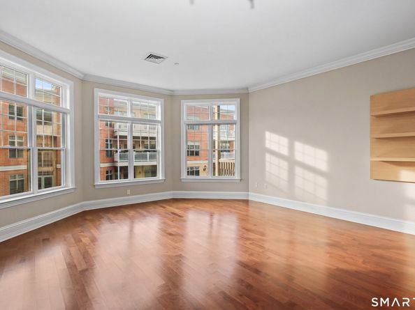 50 Stone Ridge Way 2A, Fairfield CT 06824