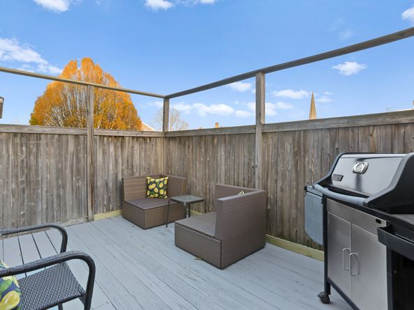 65 Thorpe Street, Fairfield CT 06824