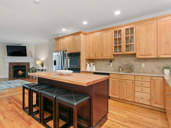 65 Thorpe Street, Fairfield CT 06824