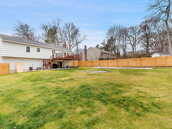 5 Nyselius Place, Stamford CT 06905