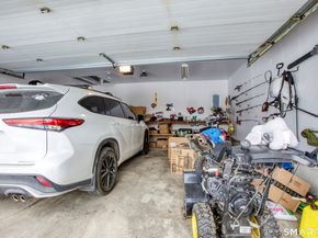 4 Edmond Road, Bethel CT 06801