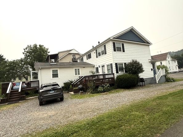 14 Cleveland Street, Danbury CT 06810