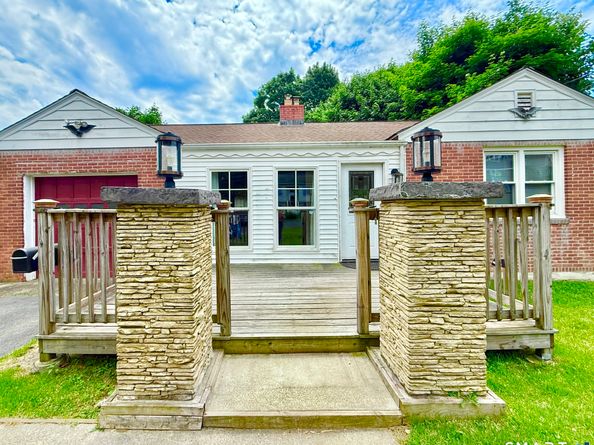 112 Ochsner Place, Bridgeport CT 06606