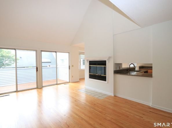 50 Wilton Crest 50, Wilton CT 06897