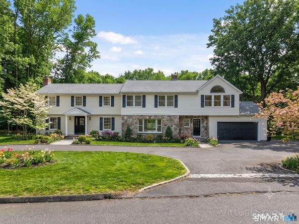 12 Werf Drive, Redding CT 06896