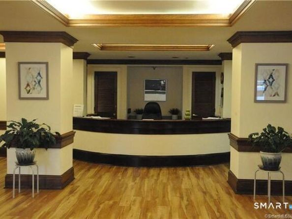 59 Courtland Avenue 3R, Stamford CT 06902