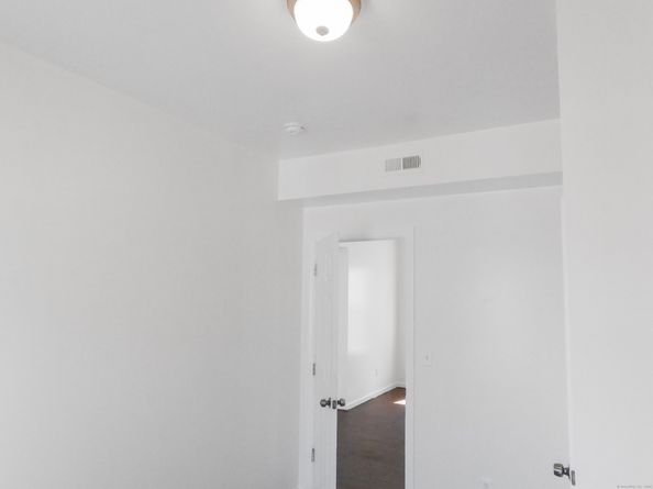 1169 Iranistan Avenue, Bridgeport CT 06605