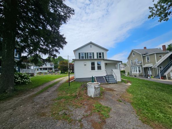 24 Lake Avenue, Danbury CT 06810